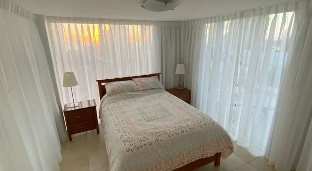 Номер Standard Пентхаус с 3 комнатами с балконом и с видом на океан Seychelles on Main Beach