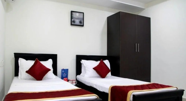 OYO 1550 Hotel Siri Inn, Rezerwuj Hotel Hyderabad 