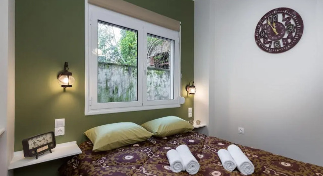 Vintage Apartment in the heart of Plaka, Забронировать Апартаменты/квартира Апартаменты Афины, рядом с Theocharakis Foundation, Апартаменты/квартира