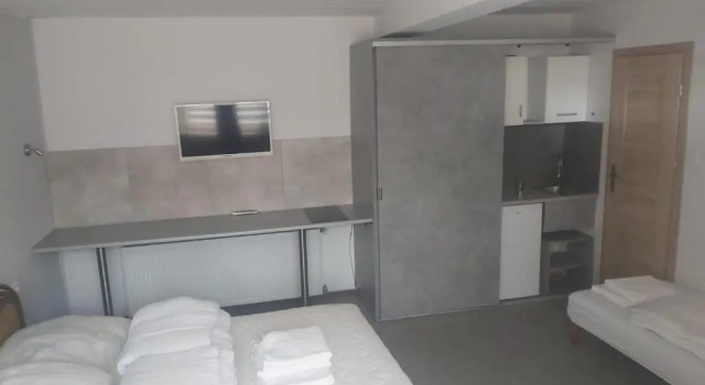 Трёхместный номер Comfort OperaHostel