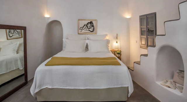 Aerie-Santorini