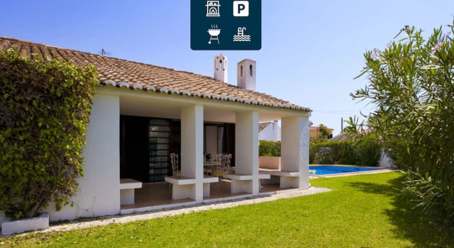 Barbecue and Pool Mystay Algarve