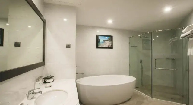 Двухместный номер Standard с балконом The Malibu Hotel