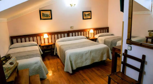 Четырёхместный номер Standard Hotel Los Angeles