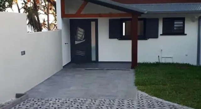 House With 3 Bedrooms in Saint Pierre, With Wonderful sea View, Enclos