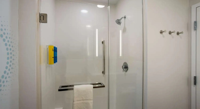 Двухместный номер Standard Tru By Hilton Traverse City