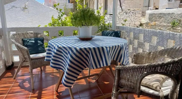 Коттедж Charming two Bedroom Fisherman's House on Kea