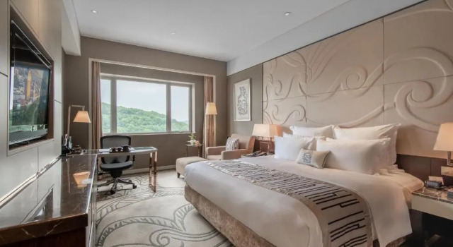 Номер Standard с видом на горы Grand Pacific Hotel Ningbo