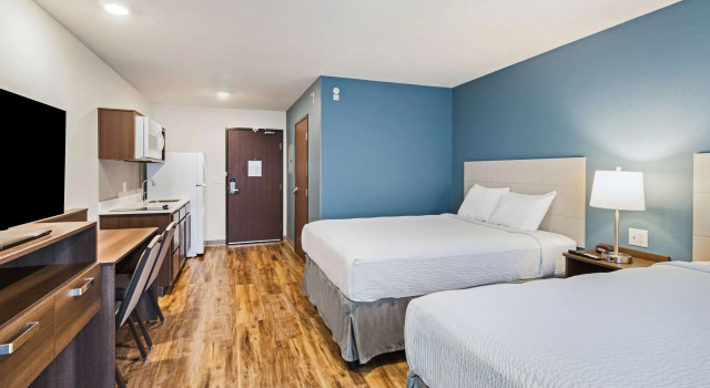 Четырёхместный номер Standard WoodSpring Suites Davenport Quad Cities