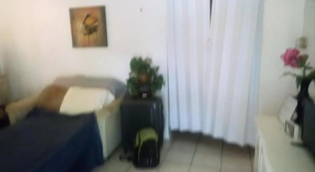 Кровать в общем номере (мужской номер) Vacation HomeStay Rental Rooms