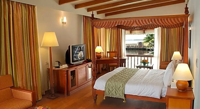 Номер Superior с видом на озеро Lemon Tree Vembanad Lake Resort, Kerala