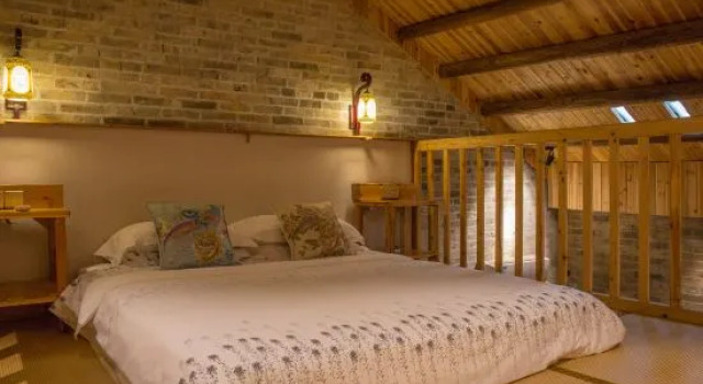 Люкс Guandi Homestay (Yangshuo Yulonghe Jiuxian Wharf)