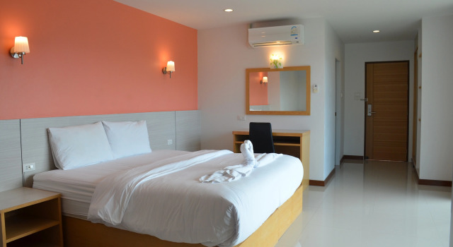 Номер Deluxe The Base Hua Hin