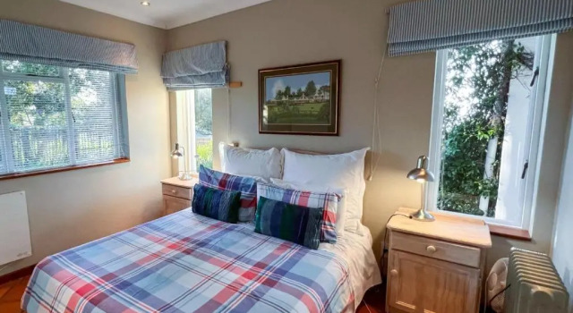 Апартаменты Hilltop Boutique Hotel