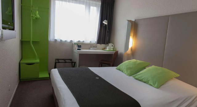 Трёхместный номер Standard Campanile Prime Paris 19 - La Villette