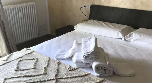 HOLABOLOGNA Luxury Rooms and Flats, Забронировать Гостевой дом Гостевые дома провинции Болоньи, Гостевой дом