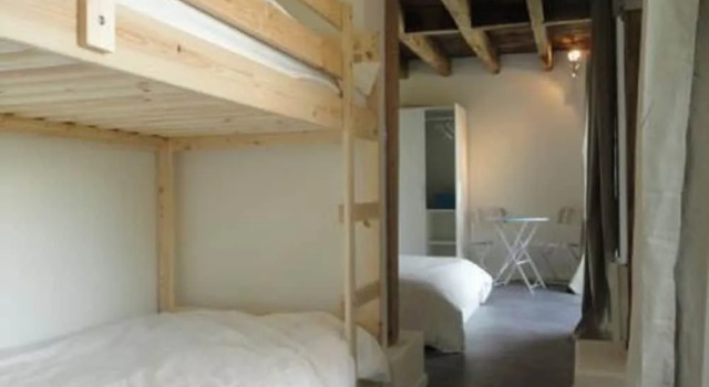 Arc-En-Ciel Vacances, Đặt Khách sạn Troche 