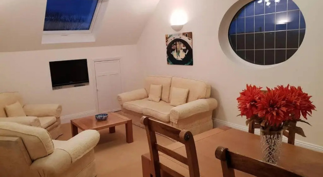 Large 2 ensuite bedroom flat with lovely views, Забронировать Отель Лидс Западный Йоркшир