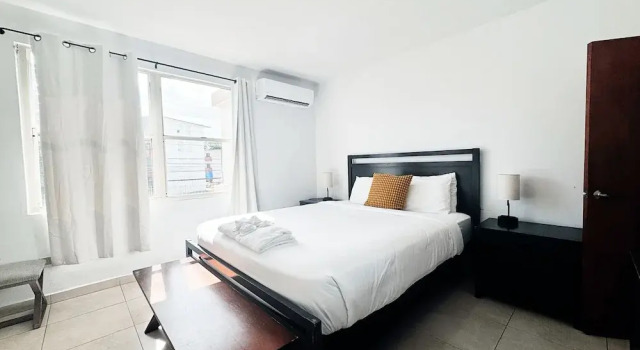 Vacation Getaway in Ocean Park With Parking