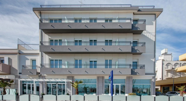 Hotel Platinum