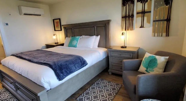 Студия Deluxe Moonstone Beach Motel