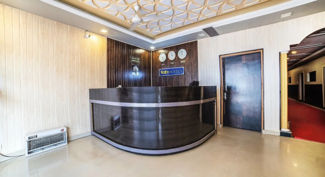 FabHotel Landmark Awadh