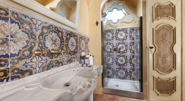 Estate4home - Palazzo Crocione, Забронировать Отель Позитано Побережье Амальфи, рядом с Mulini Square