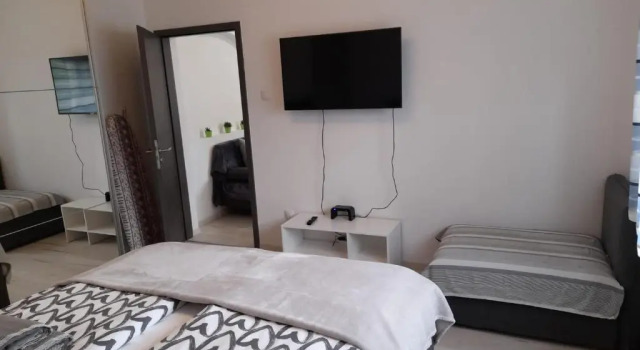 Апартаменты KE-TO Zagreb Airport Rooms