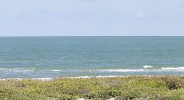 Номер Standard с 3 комнатами с балконом и рядом с пляжем Sea Vista by South Padre Condo Rentals