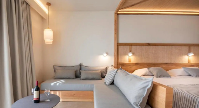 Двухместный номер Superior seafront Horizon Beach Resort
