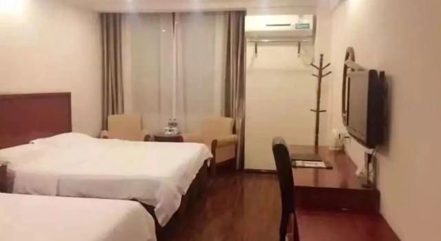 Семейный номер Standard GreenTree Inn Chizhou Guichi District South Changjiang Road Express Hotel