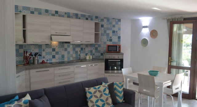 Seafront house in Porto Taverna, independent and 100 meters from the beach with a beautiful view of-Casa Porto Taverna