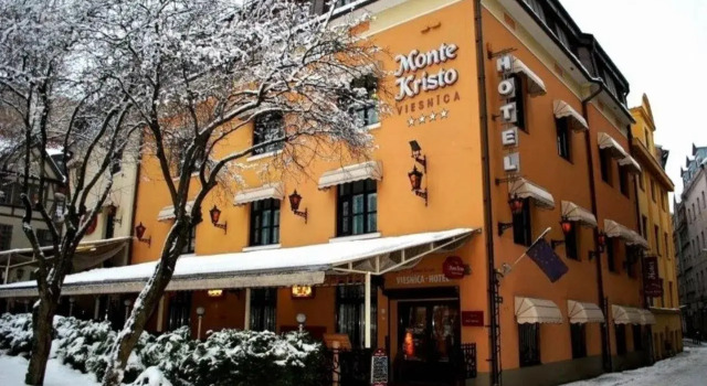 Отель Monte Kristo