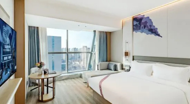 Suite doppia con vista sulla città Elong  Hotel
