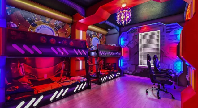 Iron Man Villa Pool Spa Near Disney 10br 3020