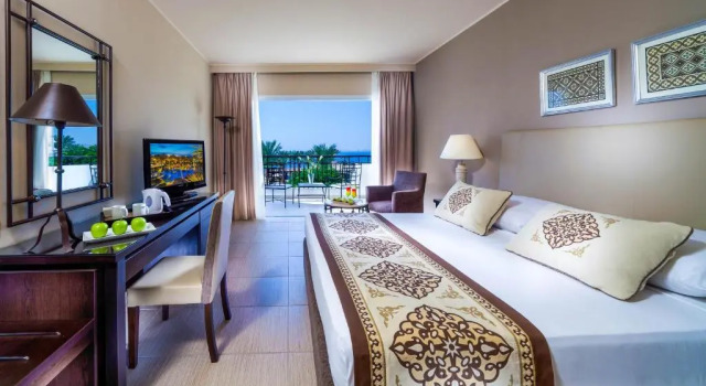 Двухместный номер Superior с видом на море JAZ Fanara Resort