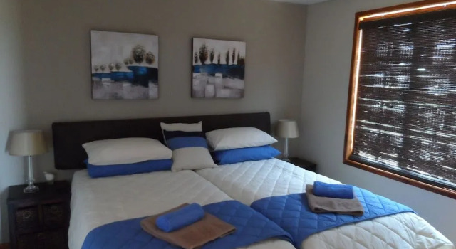 Cherry Lane Self Catering in Bloemfontein Family Apartment for max 8 Guests, Book Lejlighed Lejligheder i Bloemfontein, Lejlighed