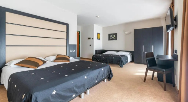 Семейный номер Standard Hotel La Perla