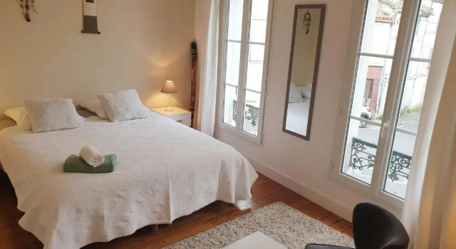 Maison de Ville Confortable Avec Cour Intérieure, Reserva ahora Casa o chalet Cabañas en Angulema, Cabaña