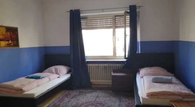 A&S Ferienwohnungen Bonnerstr 89, Забронировать Отель Бонн Северный Рейн-Вестфалия, рядом с Музейная миля