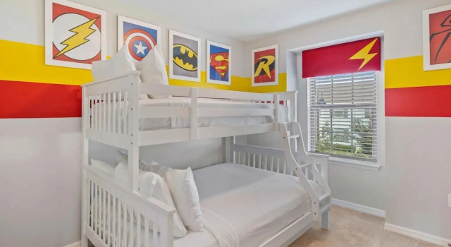 Коттедж с 5 комнатами 8918 Sydney Avenue