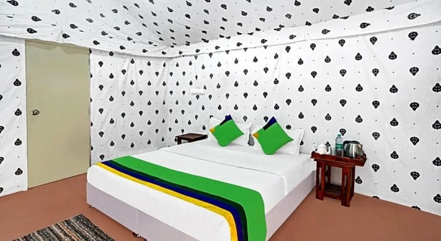 Номер Standard Hotel Hinduja Luxury Camp & Resort