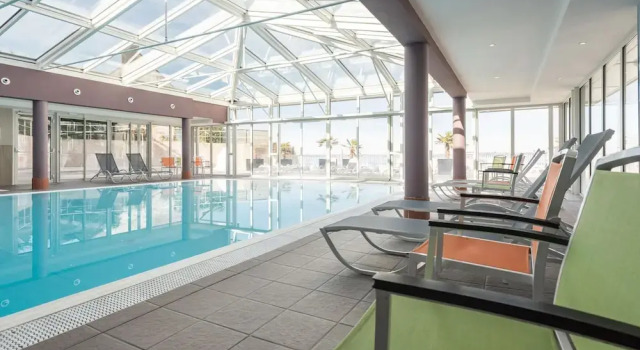 Seafront Apartment Near a Beach, Rezerwuj Apartament Douarnenez 