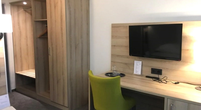 Hotel Engel, Забронировать Отель Отели Бад-Кройцнах с парковкой, рядом с Oranien Park, Парковка