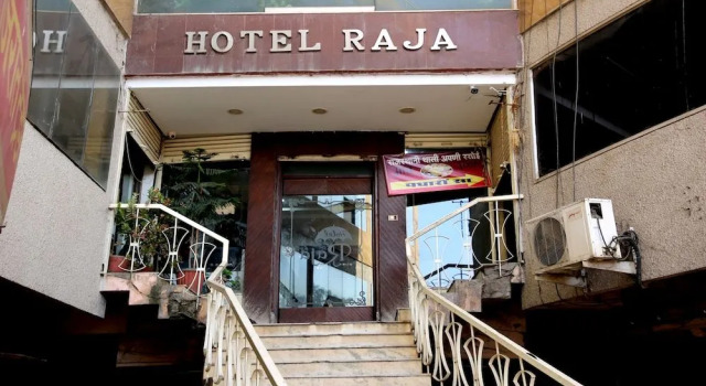 OYO 26453 Raja