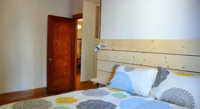 Le Laurier Cottage by HomeInMontreal, Book Vacation Home Villas in Montreal, Villa