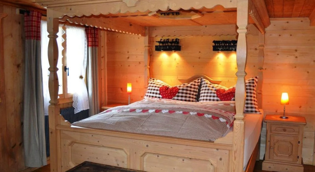 Chalet Rosaly, Забронировать Шале Шато-д'Э Pays d'Enhaut
