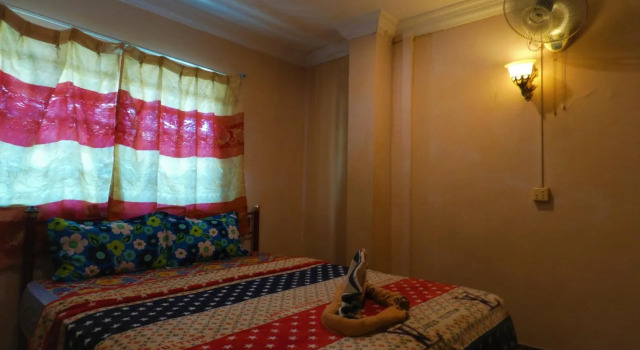 Pich Guesthouse, Buchen Sie Pension Hotels in Kandal mit Parkplatz, Parkplätze