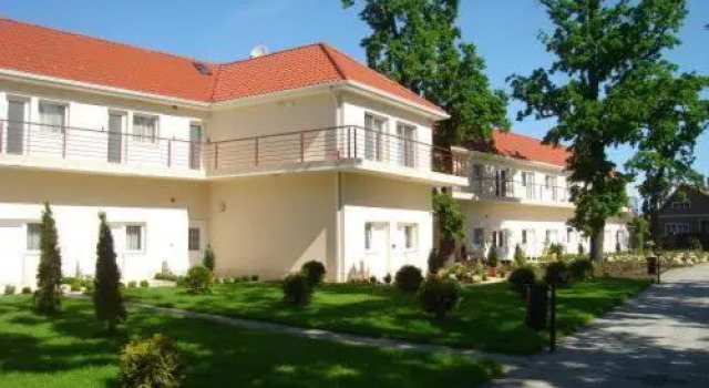 Andrassy Thermal Hotel, Забронировать Отель Ясапати Яс-Надькун-Сольнок