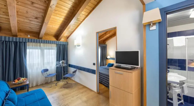 Двухместный номер Superior West Point Airport Hotel
